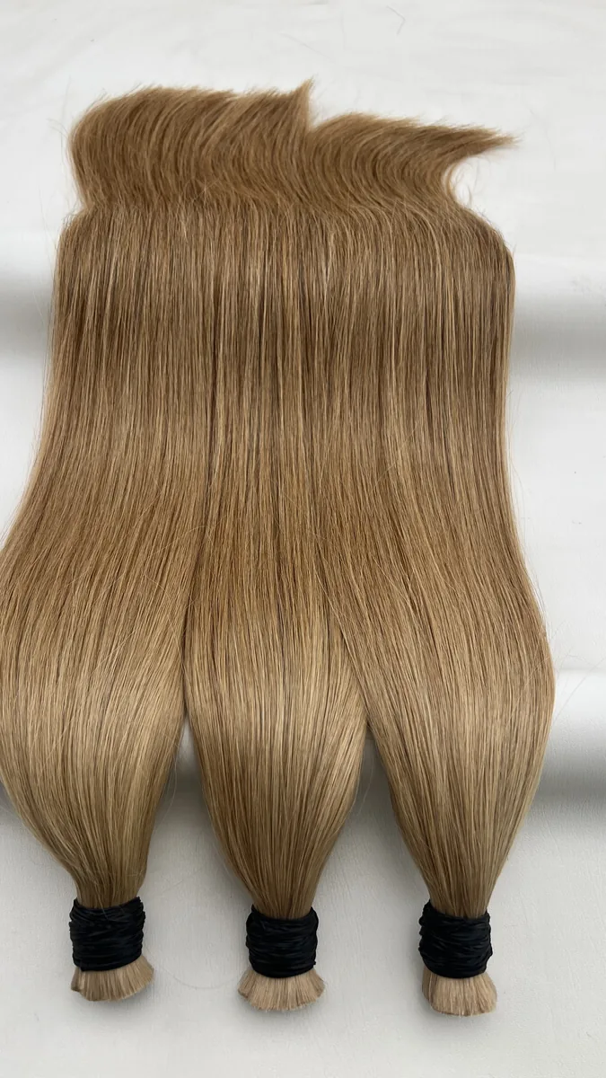 #8N bulk hair — 65 cm photographed batch.